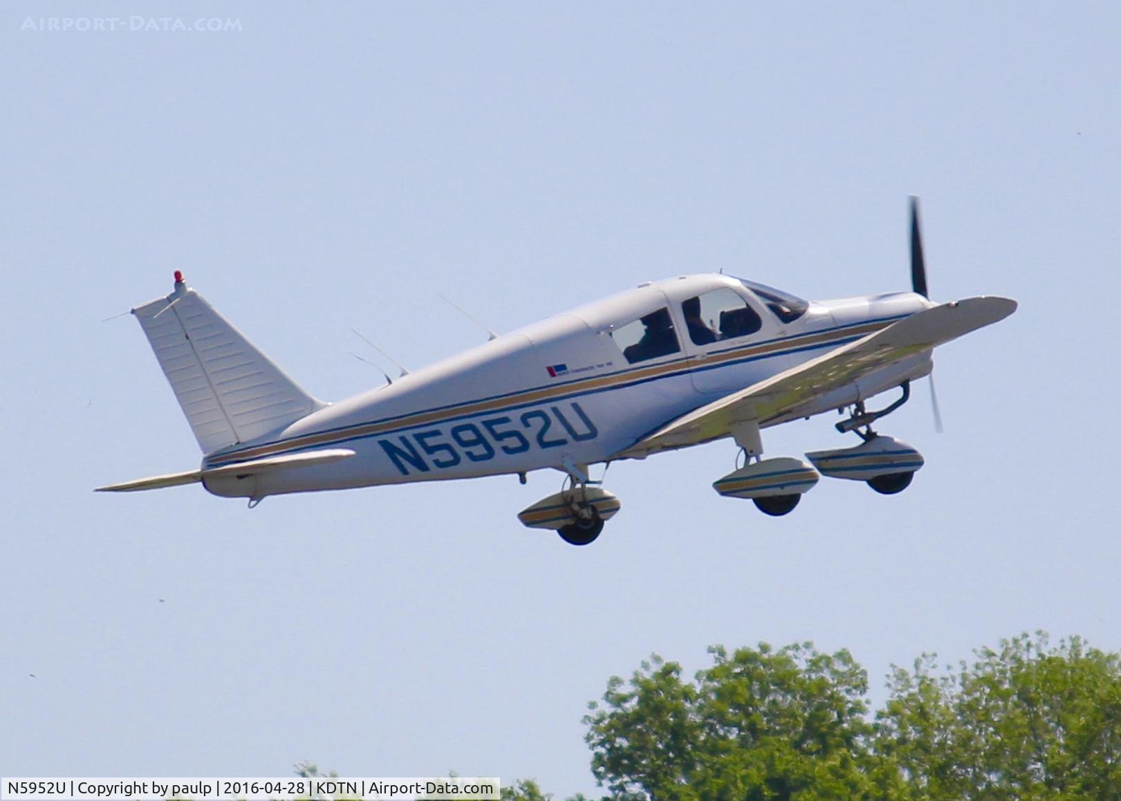 N5952U, 1970 Piper PA-28-140 C/N 28-26823, At Downtown Shreveport.