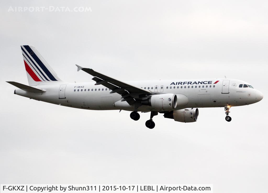 F-GKXZ, 2009 Airbus A320-214 C/N 4084, Landing rwy 25R