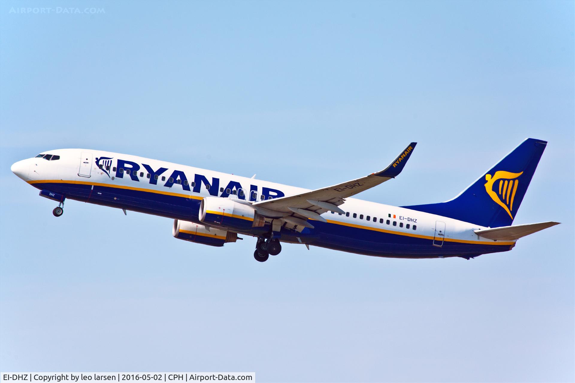 EI-DHZ, 2005 Boeing 737-8AS C/N 33583, Copenhagen 2.5.16