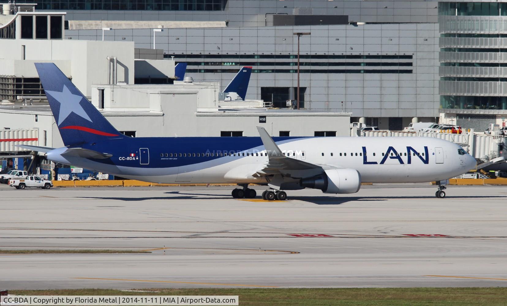 CC-BDA, 2011 Boeing 767-316/ER C/N 40798, LAN 767