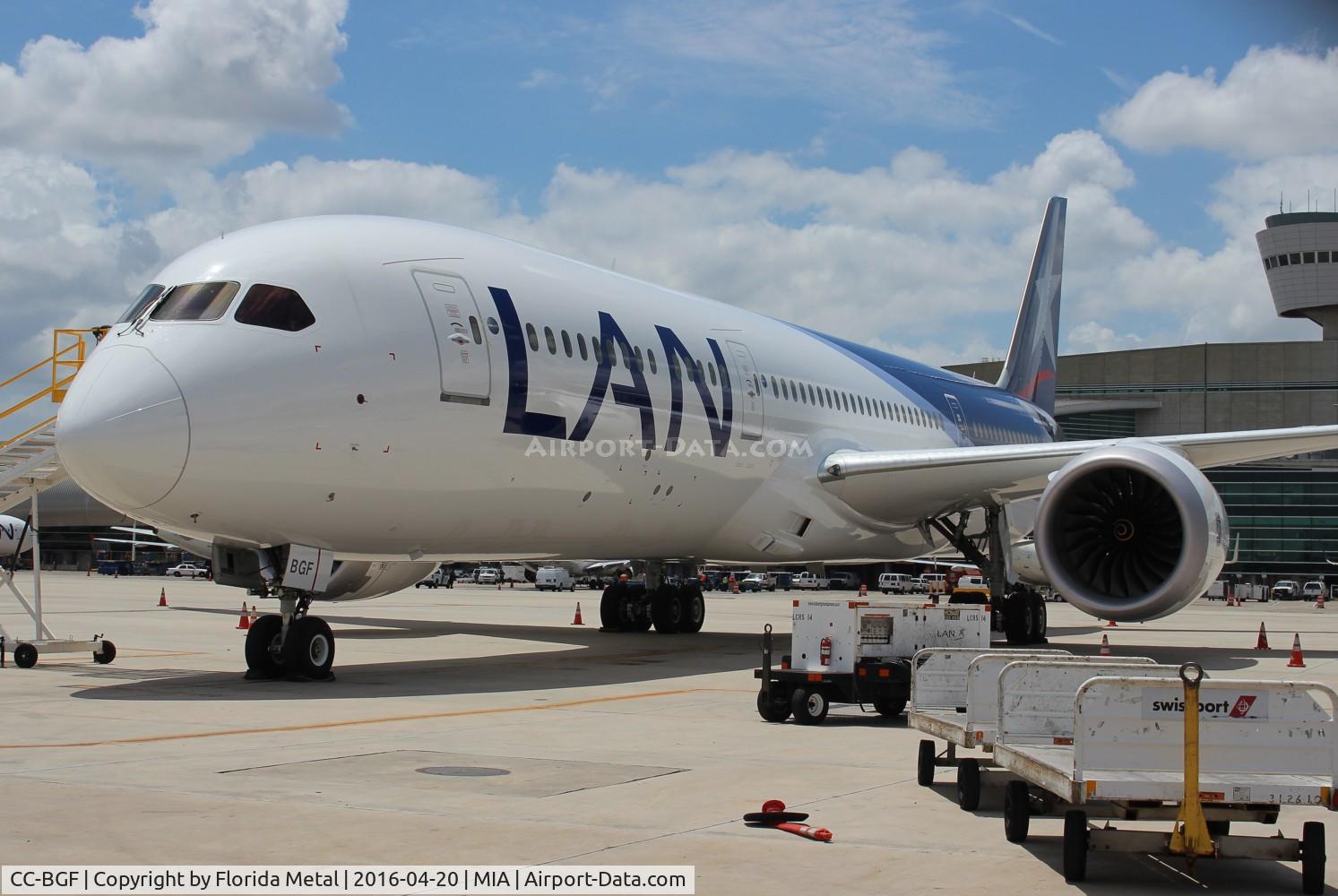 CC-BGF, 2015 Boeing 787-9 Dreamliner Dreamliner C/N 38479, LAN 787-9