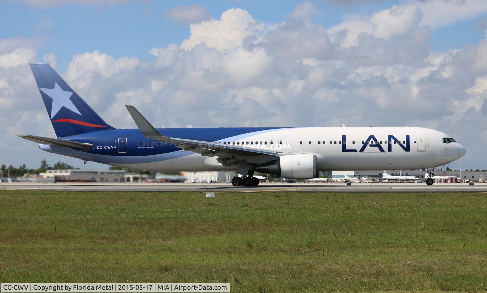 CC-CWV, 2007 Boeing 767-316/ER C/N 35230, LAN Chile