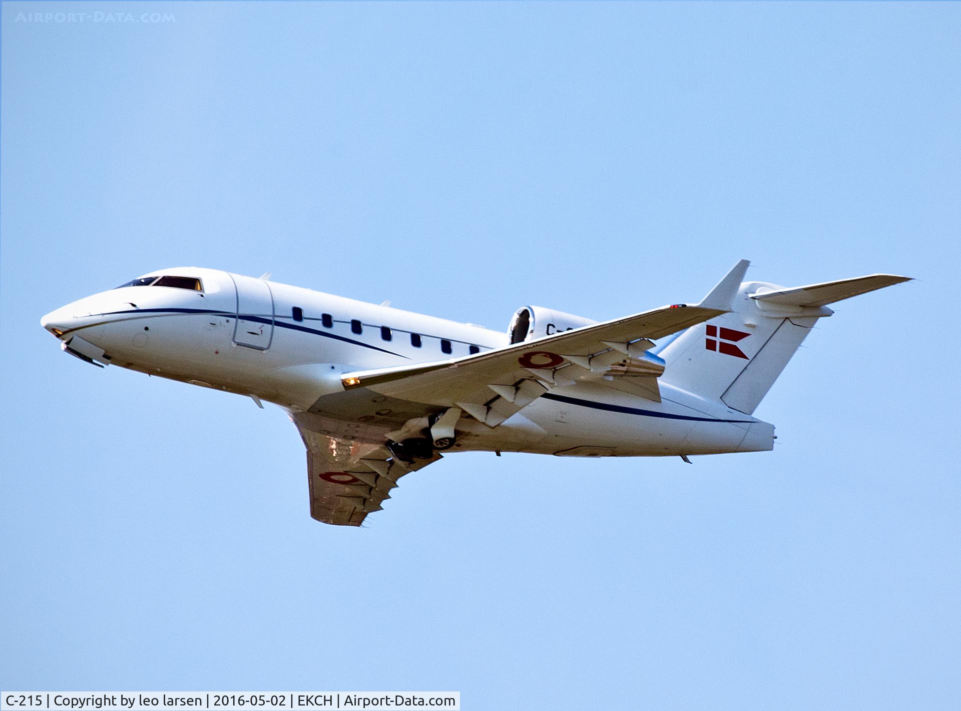 C-215, 2001 Bombardier Challenger 604 (CL-600-2B16) C/N 5515, Copenhagen 2.5.16