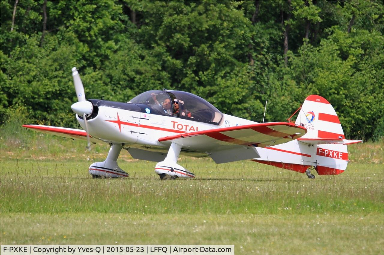 F-PXKE, Mudry CAP-10B C/N A1, Mudry CAP-10B, Landing, La Ferté-Alais airfield (LFFQ) Airshow 2015