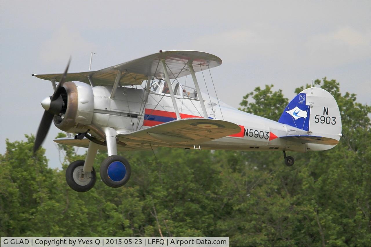 G-GLAD, 1939 Gloster Gladiator Mk2 C/N G5/75751, Gloster Gladiator II, Take off rwy 28, La Ferté-Alais (LFFQ) Air show 2015