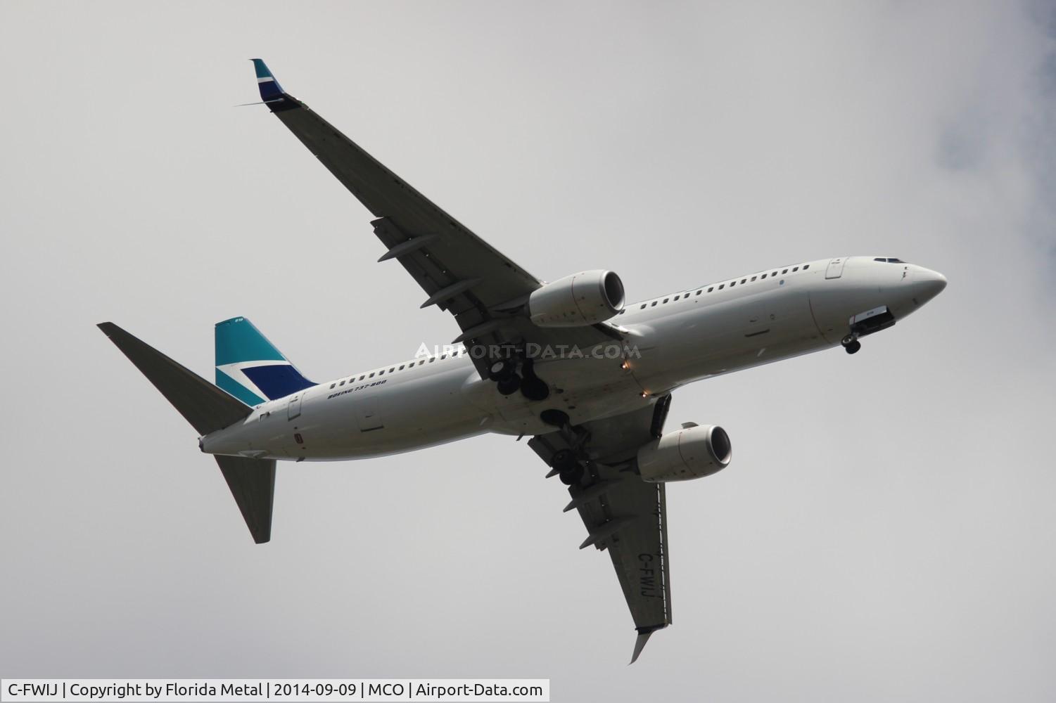 C-FWIJ, 2012 Boeing 737-8CT C/N 39072, Westjet