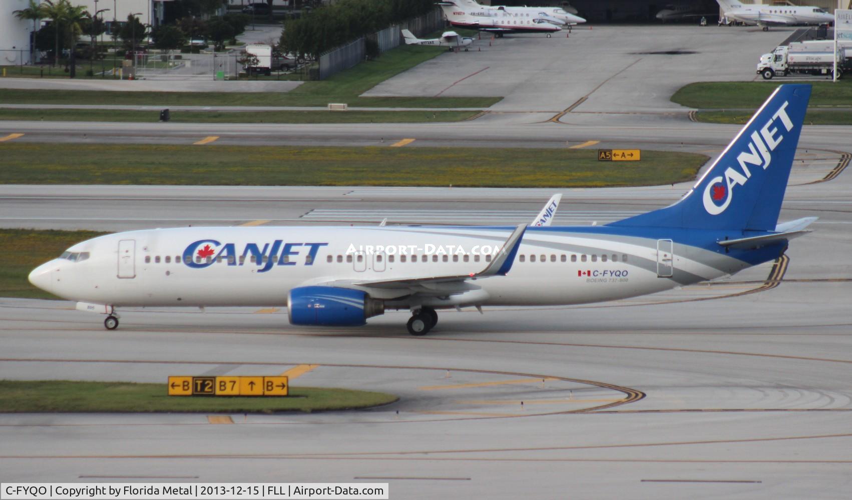 C-FYQO, 2002 Boeing 737-8AS C/N 29934, Canjet