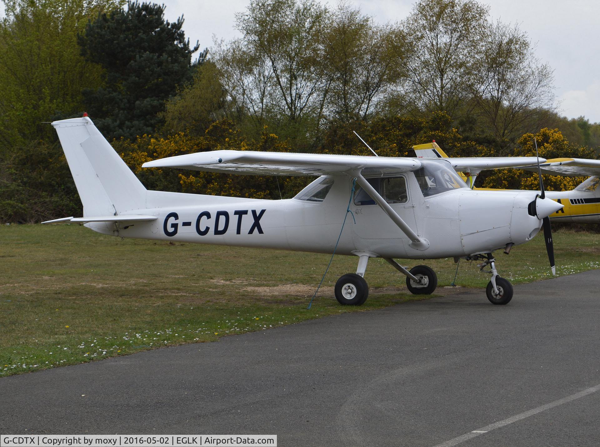 G-CDTX, 1979 Reims F152 C/N 1662, Reims Cessna F152 at Blackbushe. Ex D-EERU. Now in all white colourscheme.