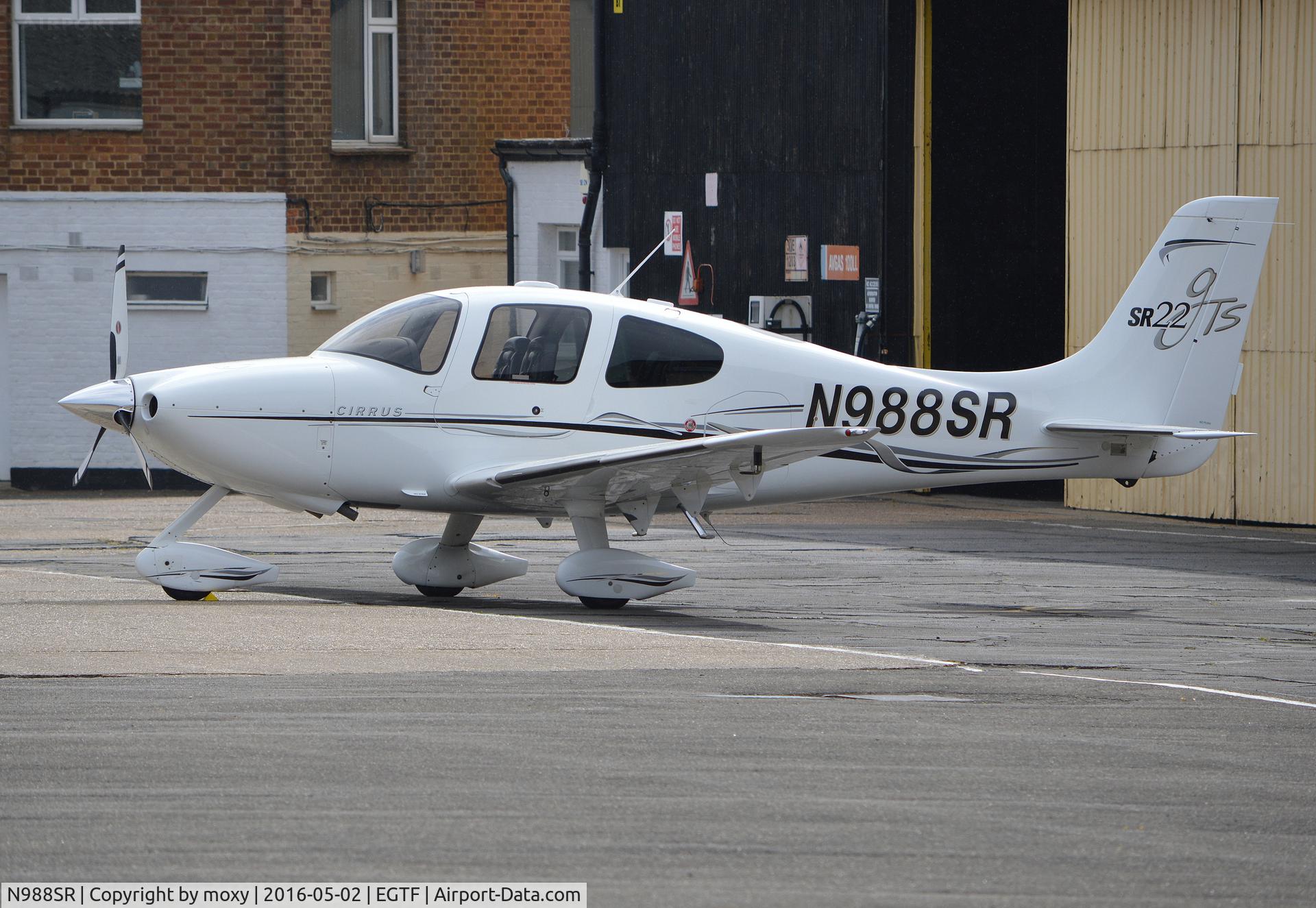 N988SR, 2006 Cirrus SR22 GTS C/N 2038, Cirrus SR22 at Fairoaks.