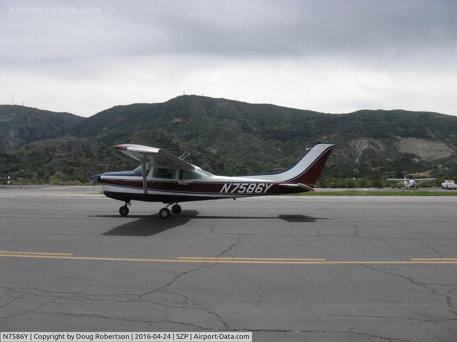 N7586Y, 1977 Cessna R182 Skylane RG C/N R18200140, 1977 Cessna R182 SKYLANE RG, Lycoming O-540-J3C5D 235 Hp, taxi back