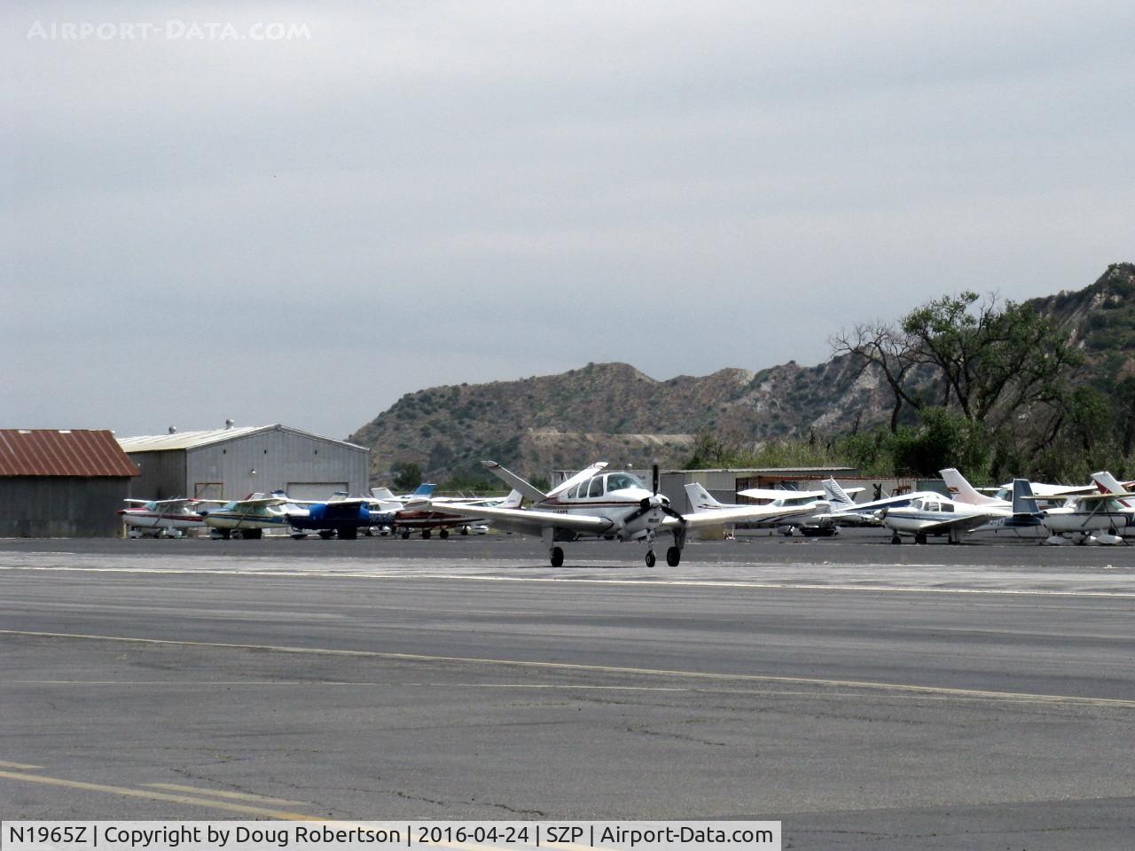 N1965Z, 1965 Beech S35 Bonanza C/N D-7805, 1965 Beech S35 BONANZA, Continental IO-520-B 285 Hp, landing roll Rwy 22