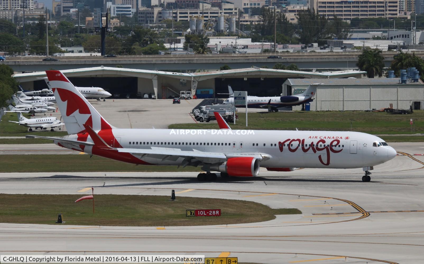 C-GHLQ, 2001 Boeing 767-333/ER C/N 30846, Rouge