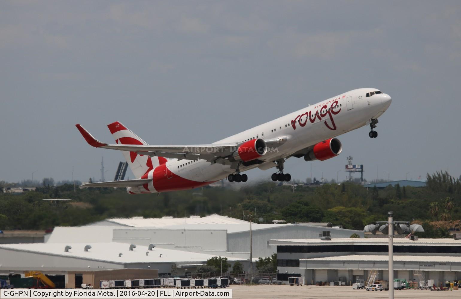 C-GHPN, 2003 Boeing 767-33A/ER C/N 33424, Rouge