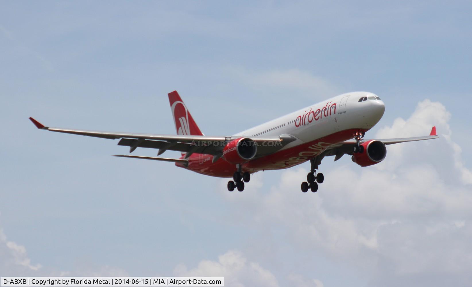 D-ABXB, 2000 Airbus A330-223 C/N 322, Air Berlin