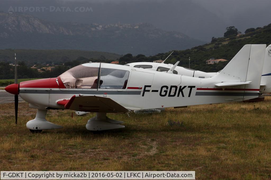 F-GDKT, Robin DR-400-180 Regent Regent C/N 1624, Parked
