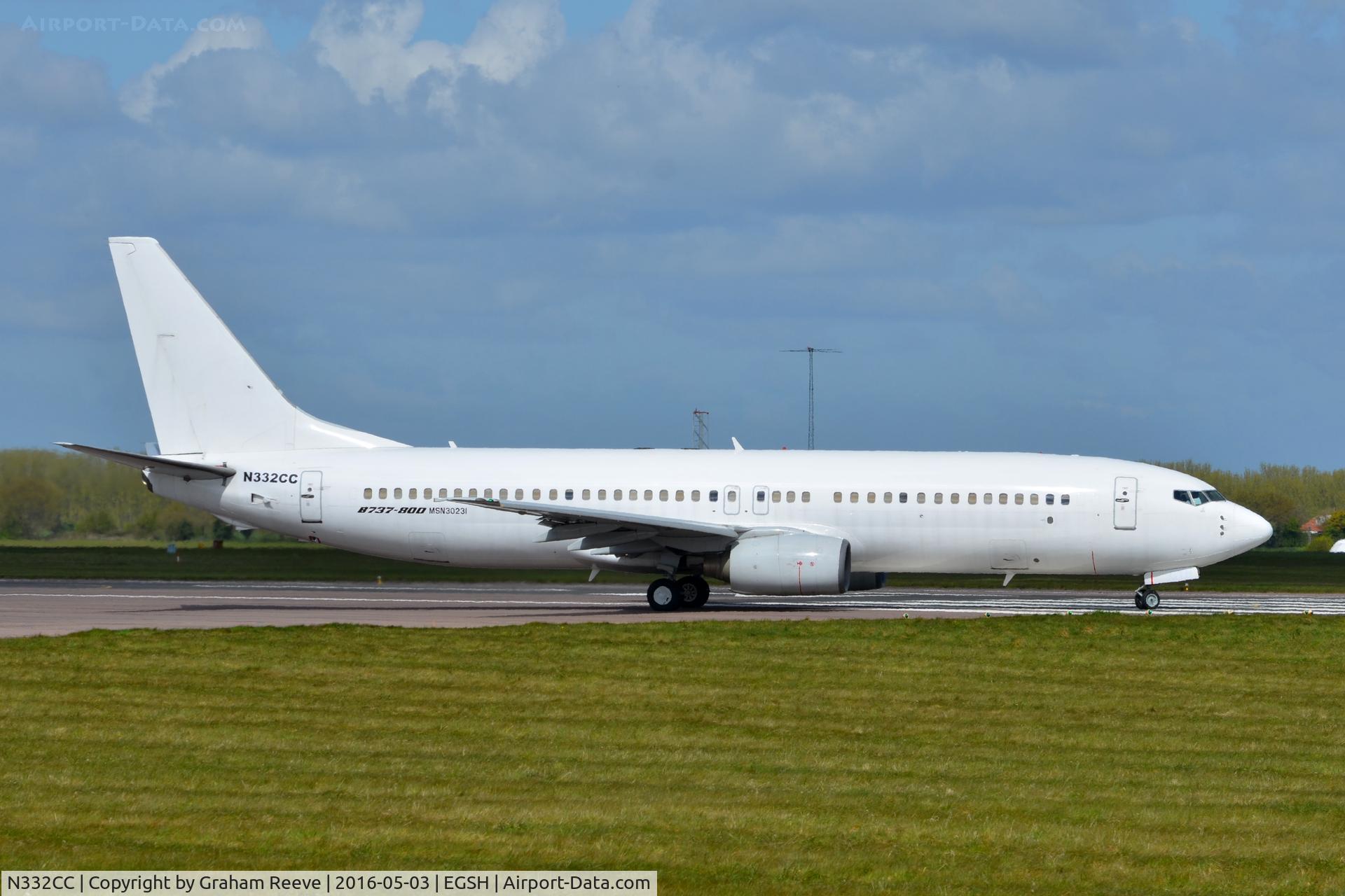 N332CC, 2000 Boeing 737-86N C/N 30231, Note the serial number displayed on the rear fuselage.