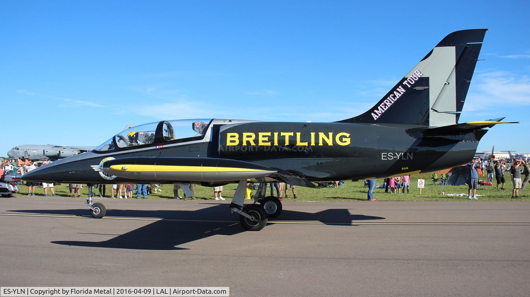 ES-YLN, Aero L-39C Albatros C/N 533637, Breitling Jet Team