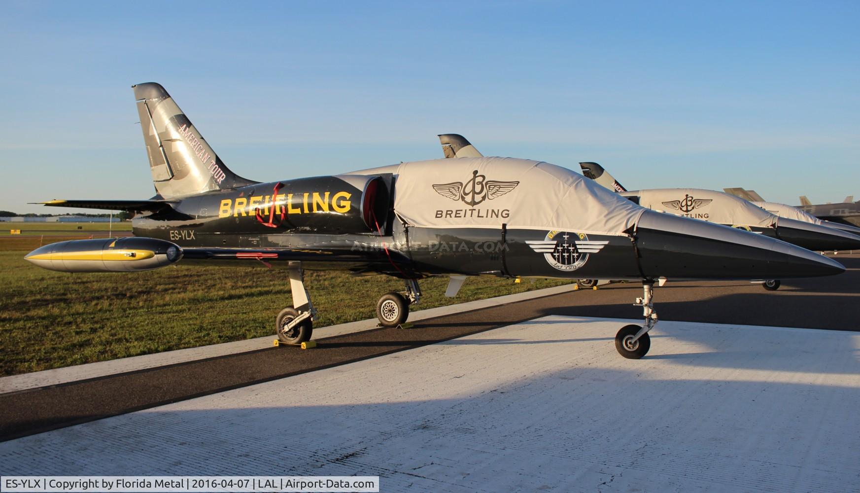 ES-YLX, Aero L-39 Albatros C/N 432905, Breitling Jet Team