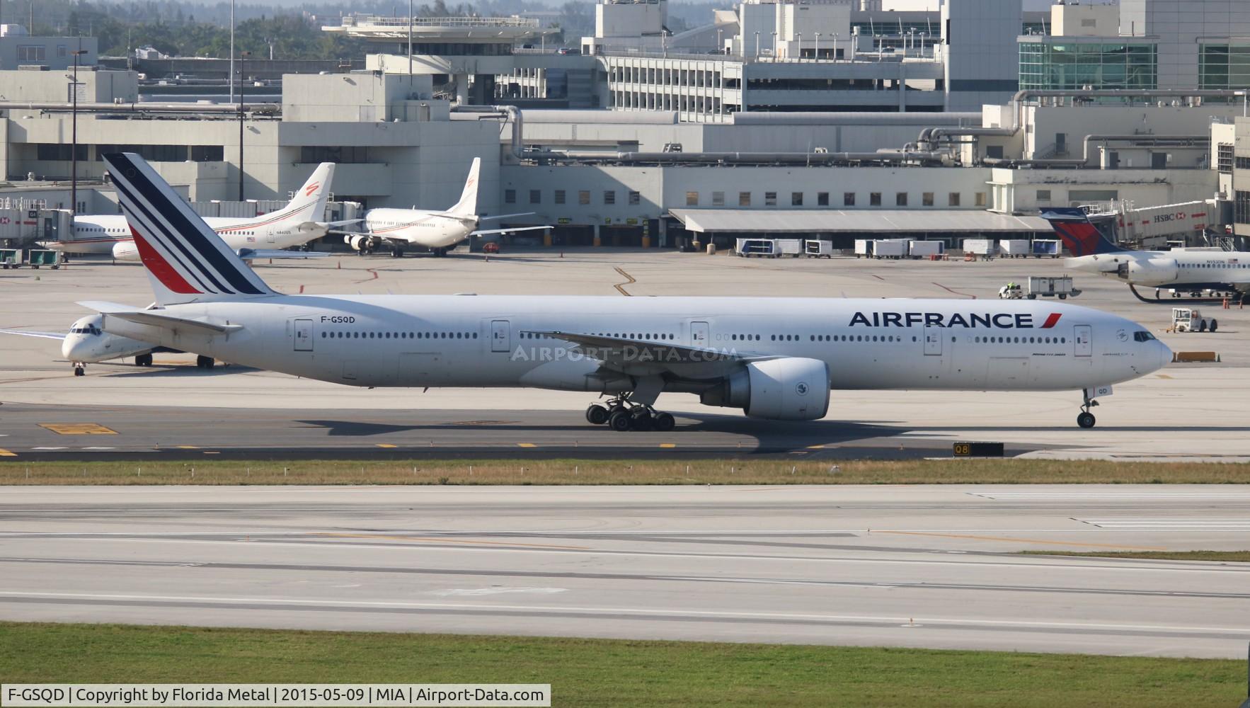 F-GSQD, 2004 Boeing 777-328/ER C/N 32726, Air France