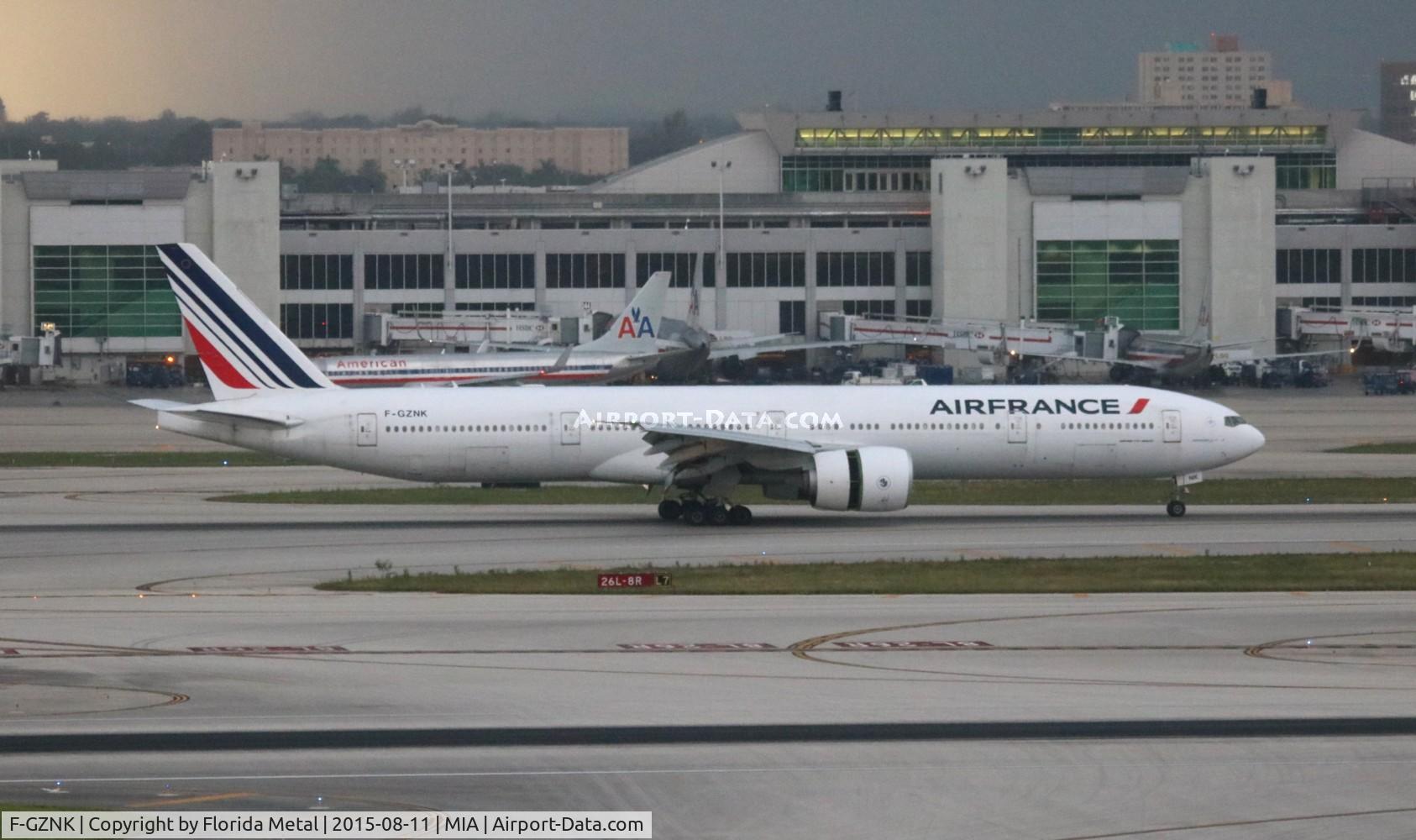 F-GZNK, 2011 Boeing 777-328/ER C/N 39971, Air France