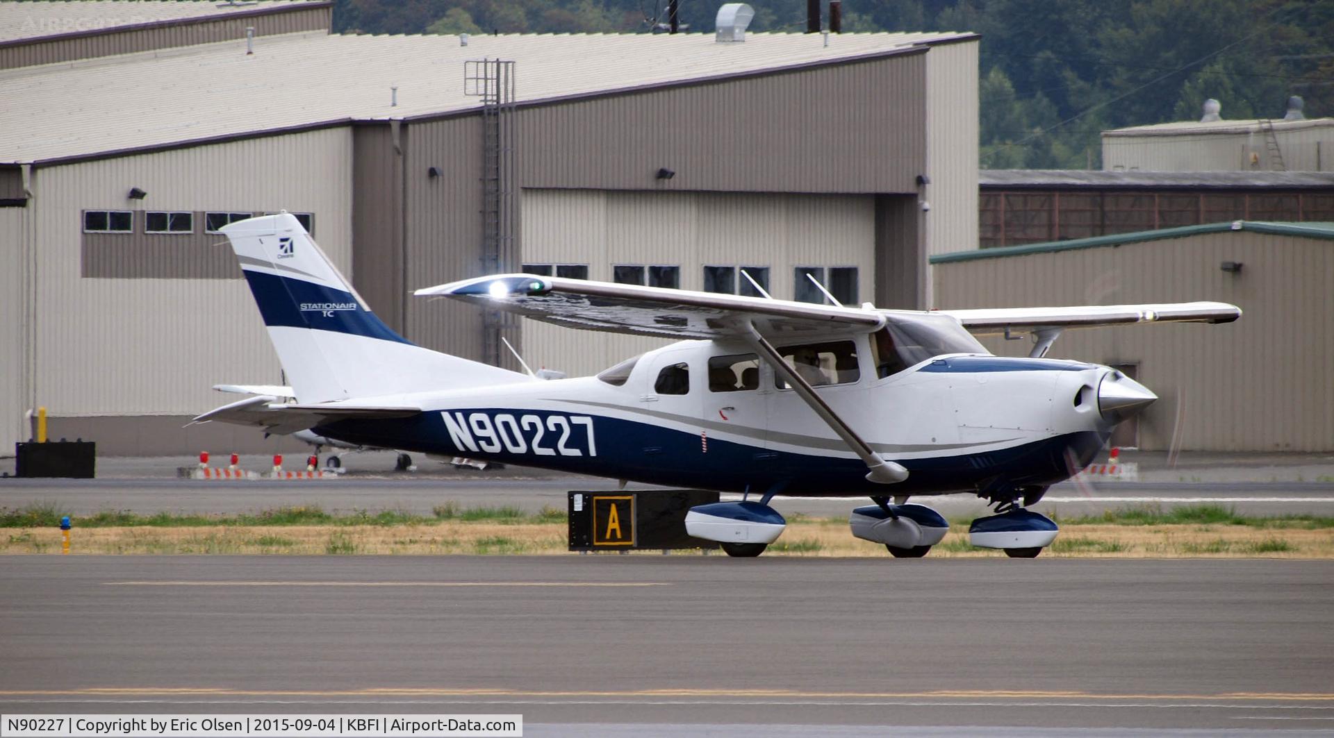 N90227, Cessna T206H Turbo Stationair C/N T20608985, Cessna T206H at Boeing Field.