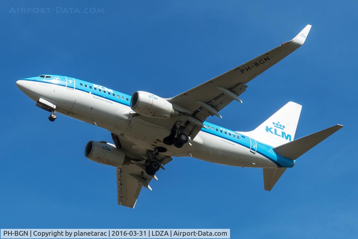 PH-BGN, 2011 Boeing 737-7K2 C/N 38125, Landing in Zagreb
