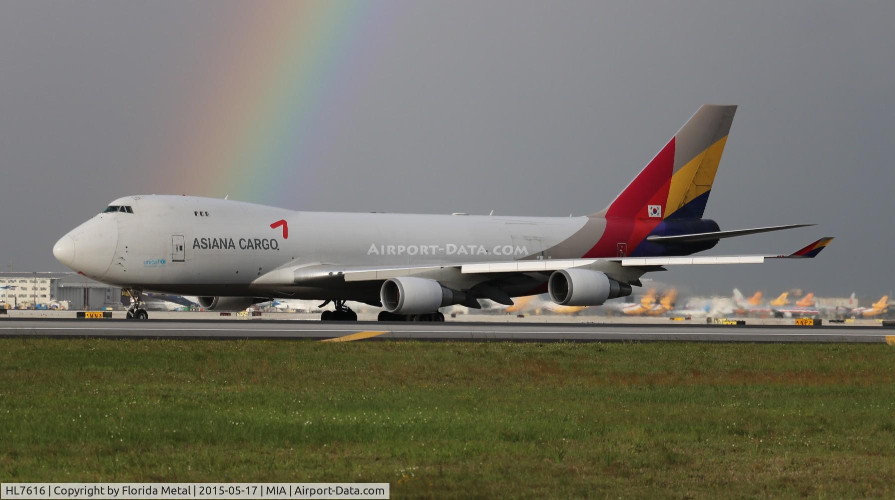 HL7616, 2004 Boeing 747-446F (SCD) C/N 33748, Asiana Cargo
