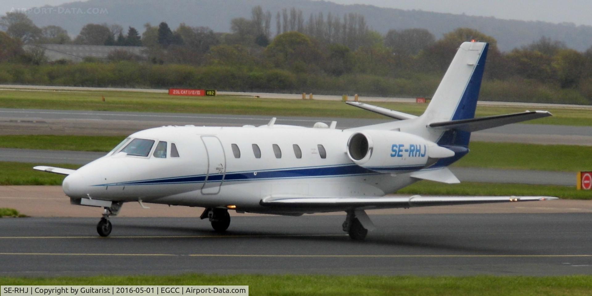 SE-RHJ, 2000 Cessna 560XL Citation Excel C/N 560-5078, At Manchester
