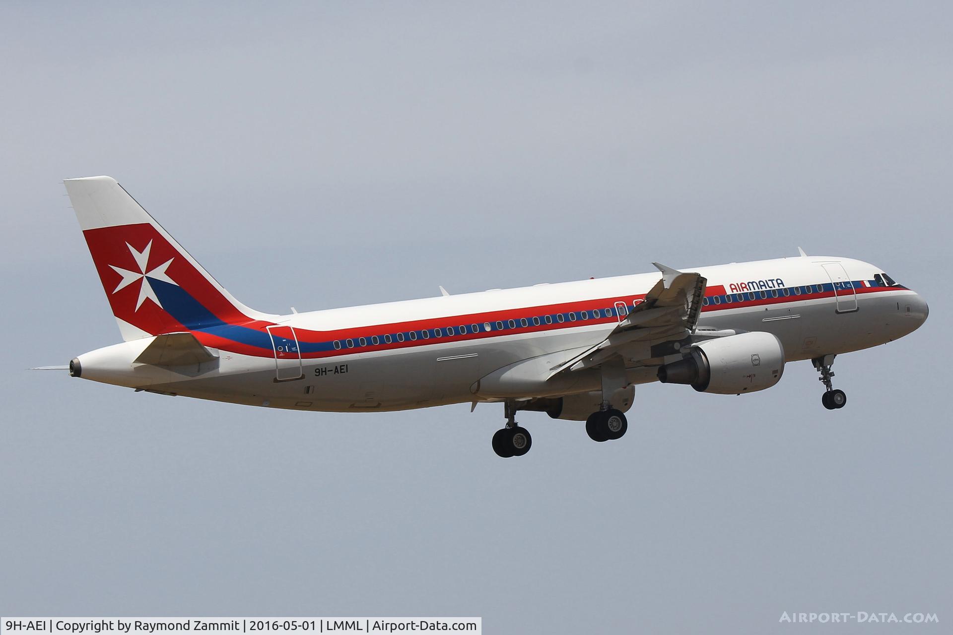 9H-AEI, 2004 Airbus A320-214 C/N 2189, A320 9H-AEI Air Malta in retro livery