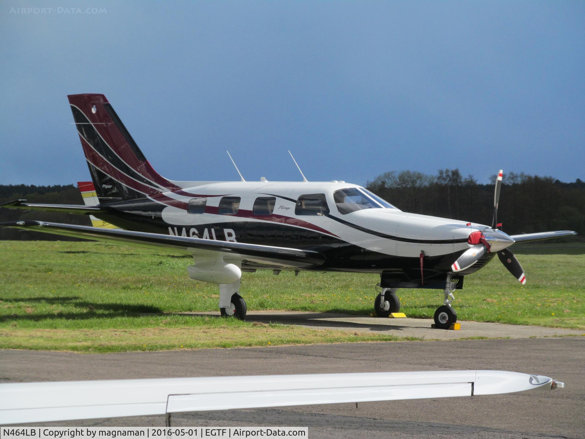 N464LB, 1993 Piper PA-46-350P Malibu Mirage C/N 4622139, one of my better photos - well I think so.