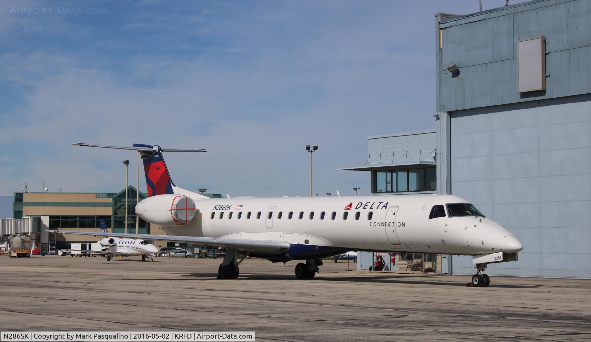 N286SK, 2001 Embraer EMB-145LR C/N 145443, EMB-145LR