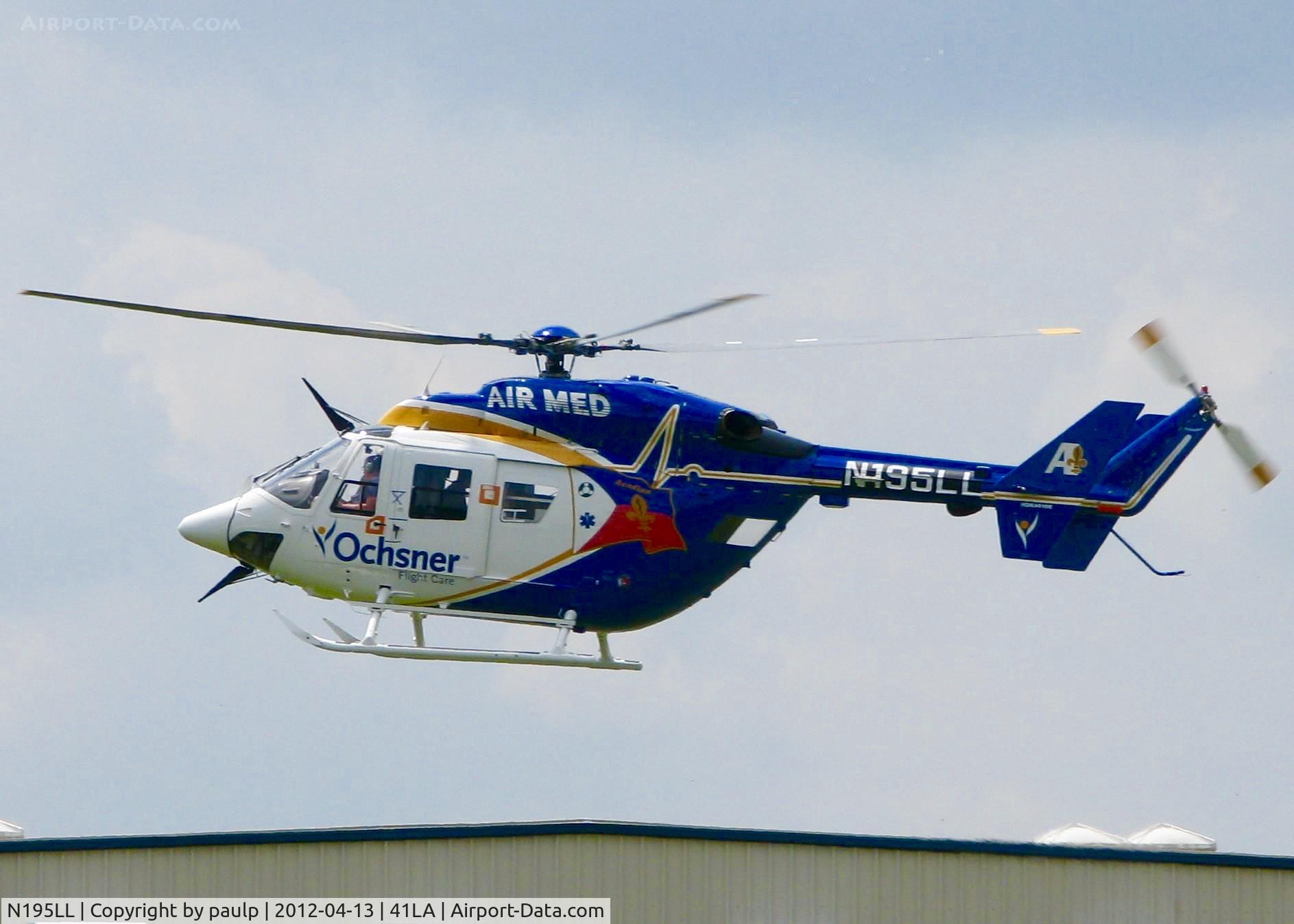 N195LL, 1993 Eurocopter-Kawasaki BK-117C-1 C/N 7505, At Metro Aviation