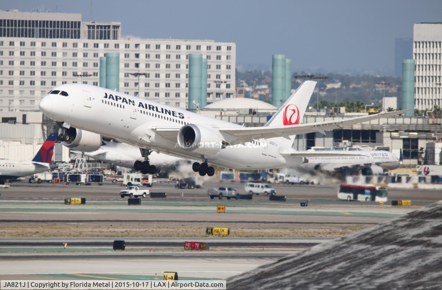 JA821J, 2010 Boeing 787-8 Dreamliner C/N 34831, Japan Airlines