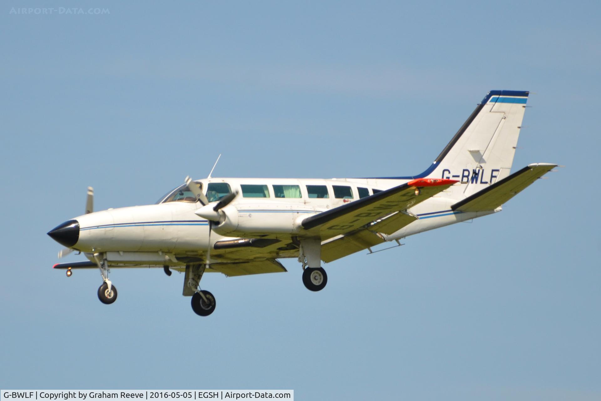 G-BWLF, 1979 Cessna 404 Titan C/N 404-0414, Landing at Norwich.