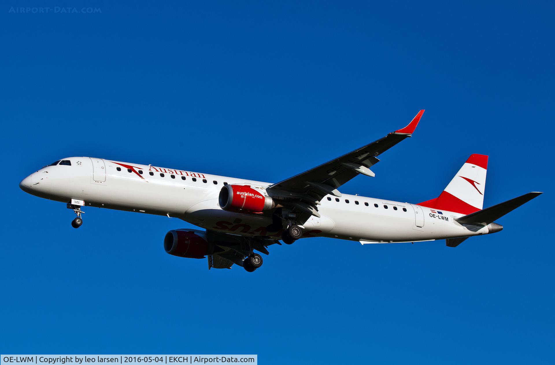 OE-LWM, 2012 Embraer 195LR (ERJ-190-200LR) C/N 19000542, Copenhagen 4.5.16