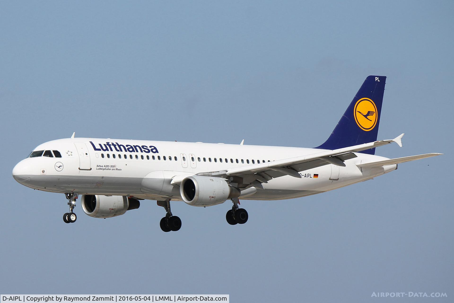 D-AIPL, 1989 Airbus A320-211 C/N 094, A320 D-AIPL Lufthansa