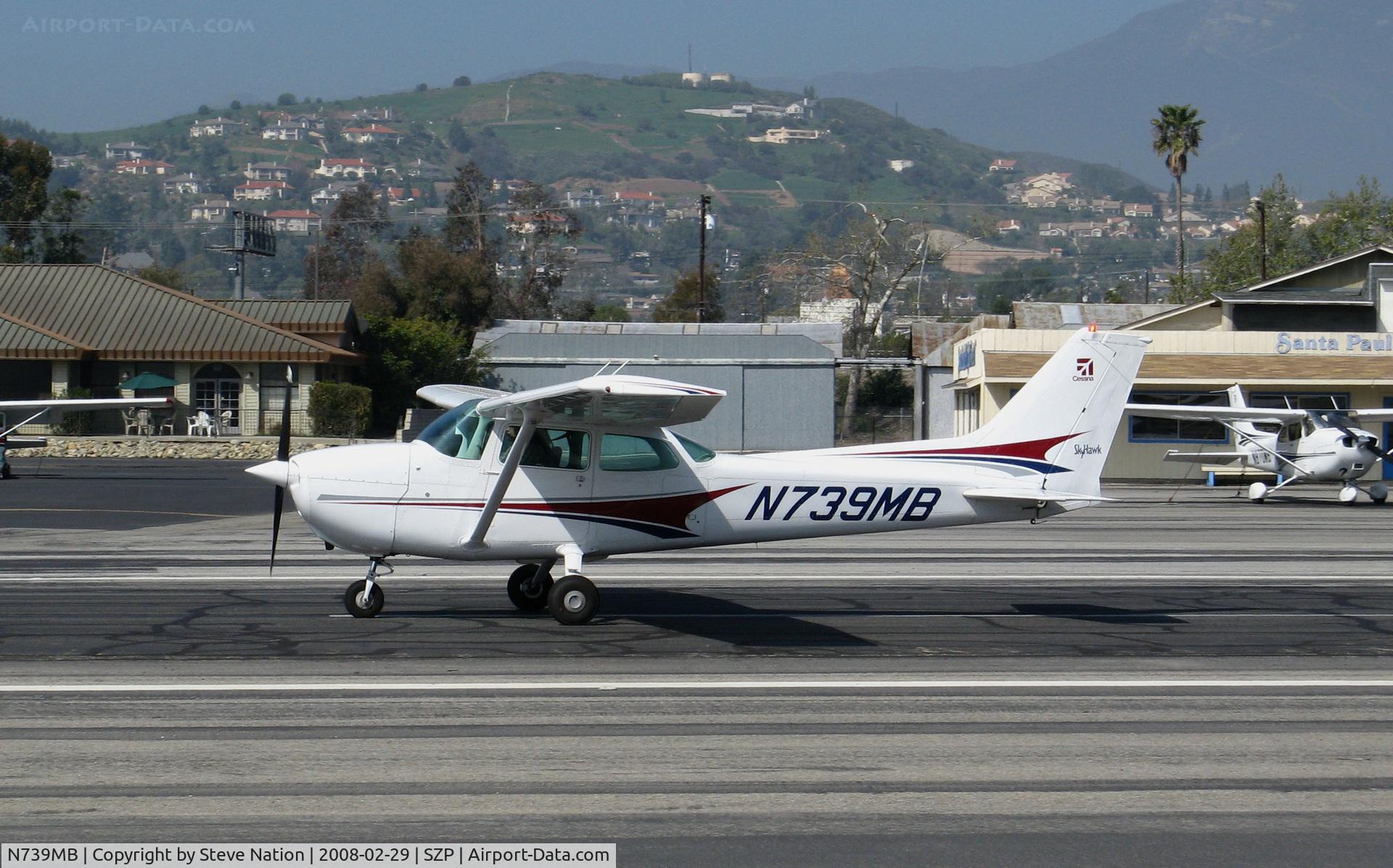 N739MB, 1978 Cessna 172N C/N 17270641, CP Aviation Inc. 1978 Cessna 172N Skyhawk taking off @ Santa Paula Airport, CA home base
