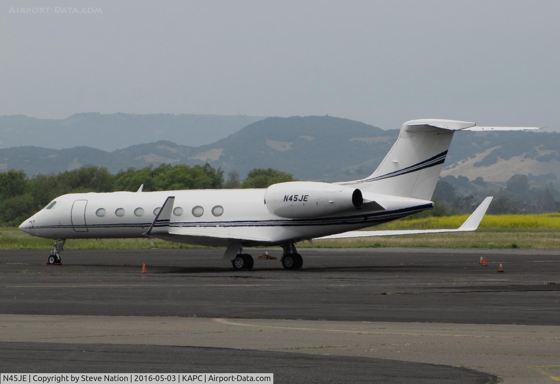 N45JE, 2006 Bombardier BD-700-1A11 Global 5000 C/N 9222, Liberty Mutual Insurance 2006 Bombardier Global 5000 (BD-700-1A11) visiting @ Napa County Airport, CA