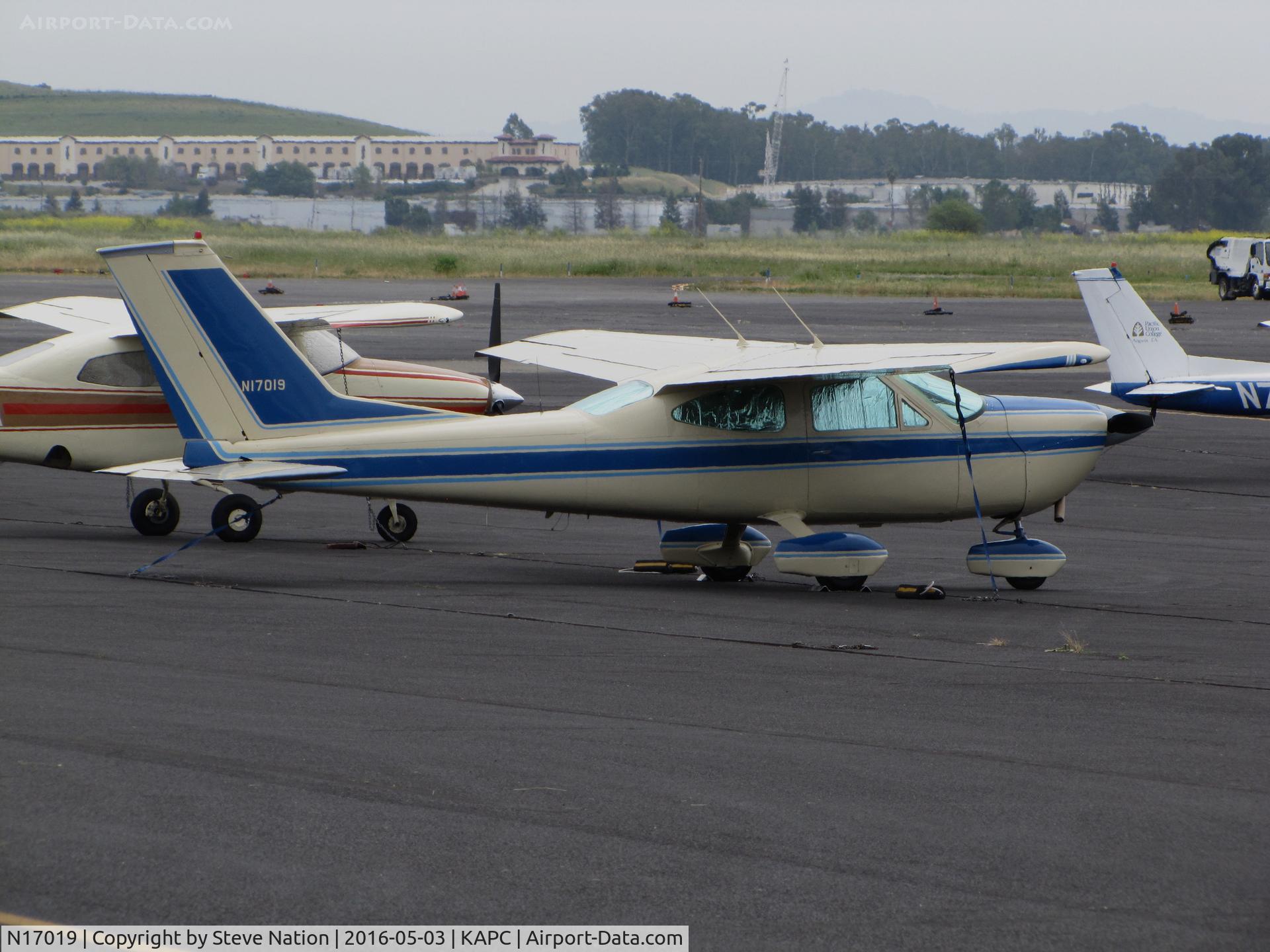 N17019, 1976 Cessna 177B Cardinal C/N 17702496, Southern California-based 1976 Cessna 177B Cardinal visiting @ Napa County Airport, CA