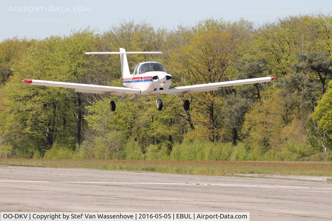 OO-DKV, 1982 Piper PA-38-112 Tomahawk Tomahawk C/N 38-82A0005, Participant of the precision landing contest EBUL.