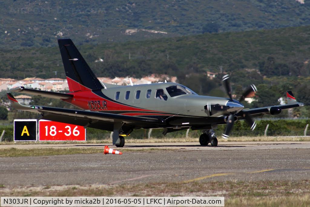 N303JR, 2016 Socata TBM 900 C/N 1110, Taxiing