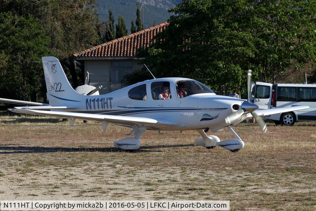 N111HT, 2002 Cirrus SR22 C/N 0232, Taxiing