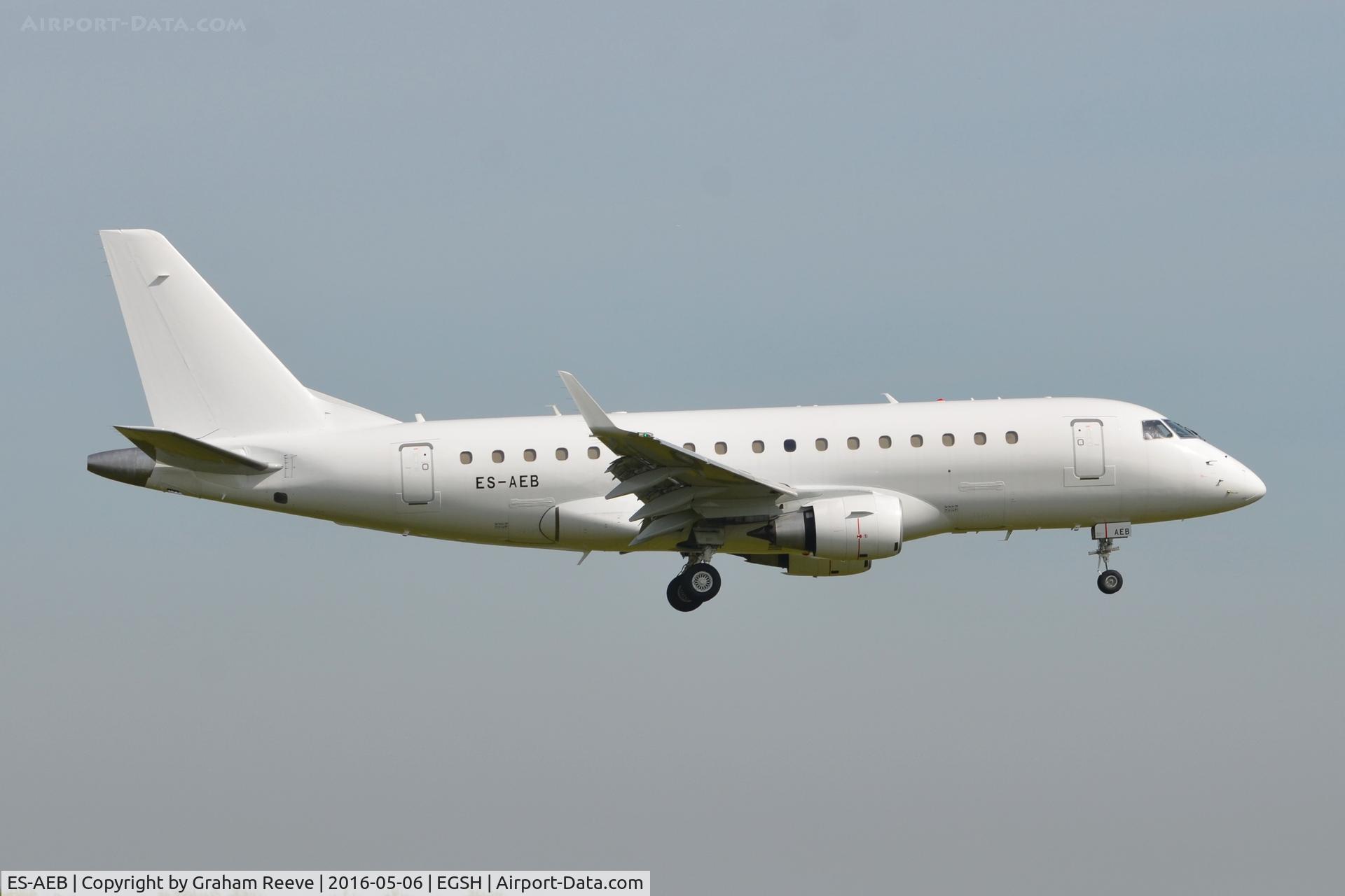 ES-AEB, 2005 Embraer 170LR (ERJ-170-100LR) C/N 17000106, Landing at Norwich.
