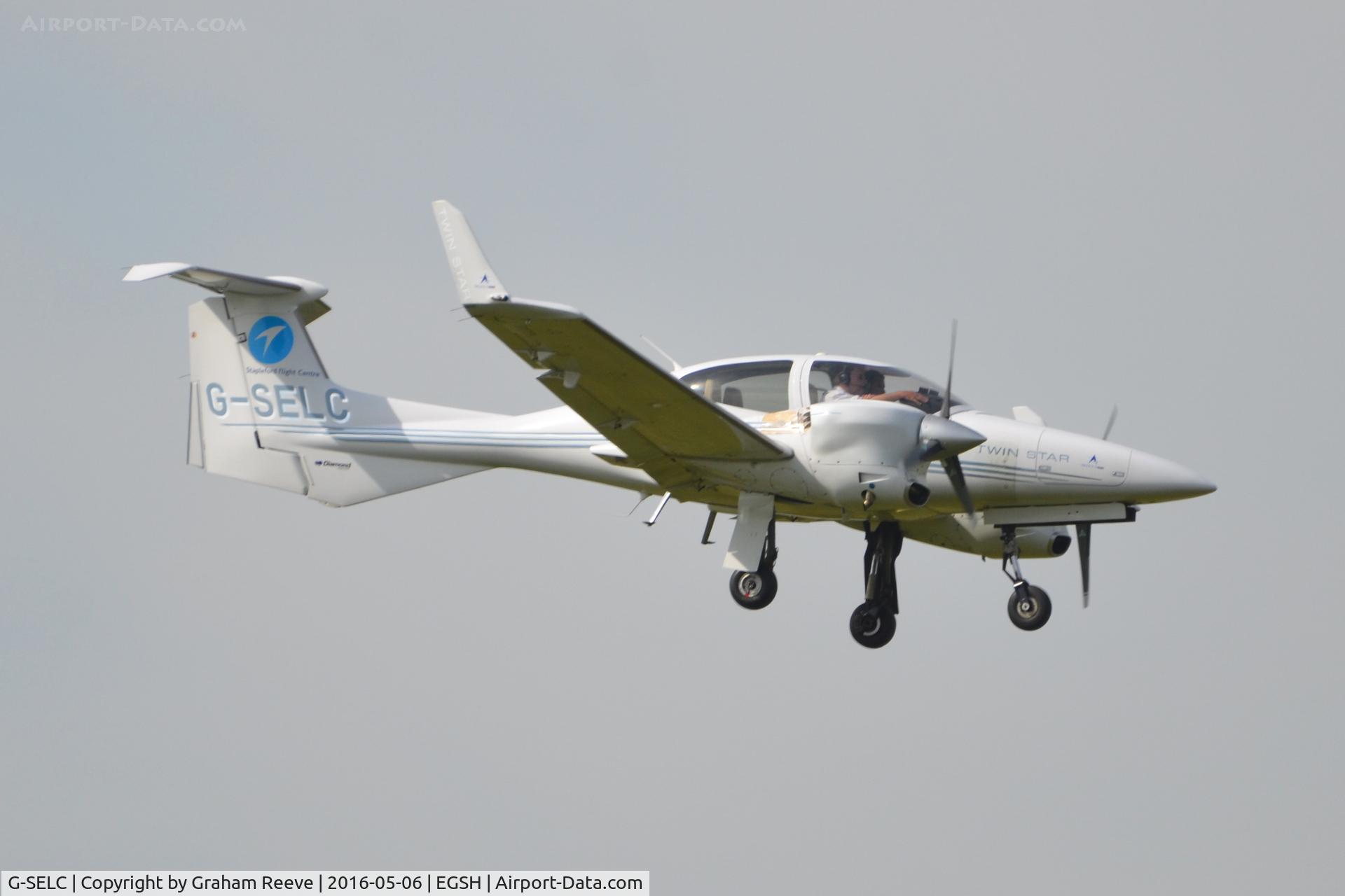 G-SELC, 2005 Diamond DA-42 Twin Star C/N 42.032, Landing at Norwich.