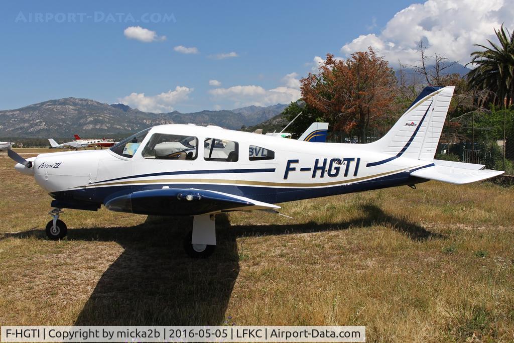 F-HGTI, Piper PA-28R-201 Arrow III Cherokee Arrow III C/N 28-44152, Parked