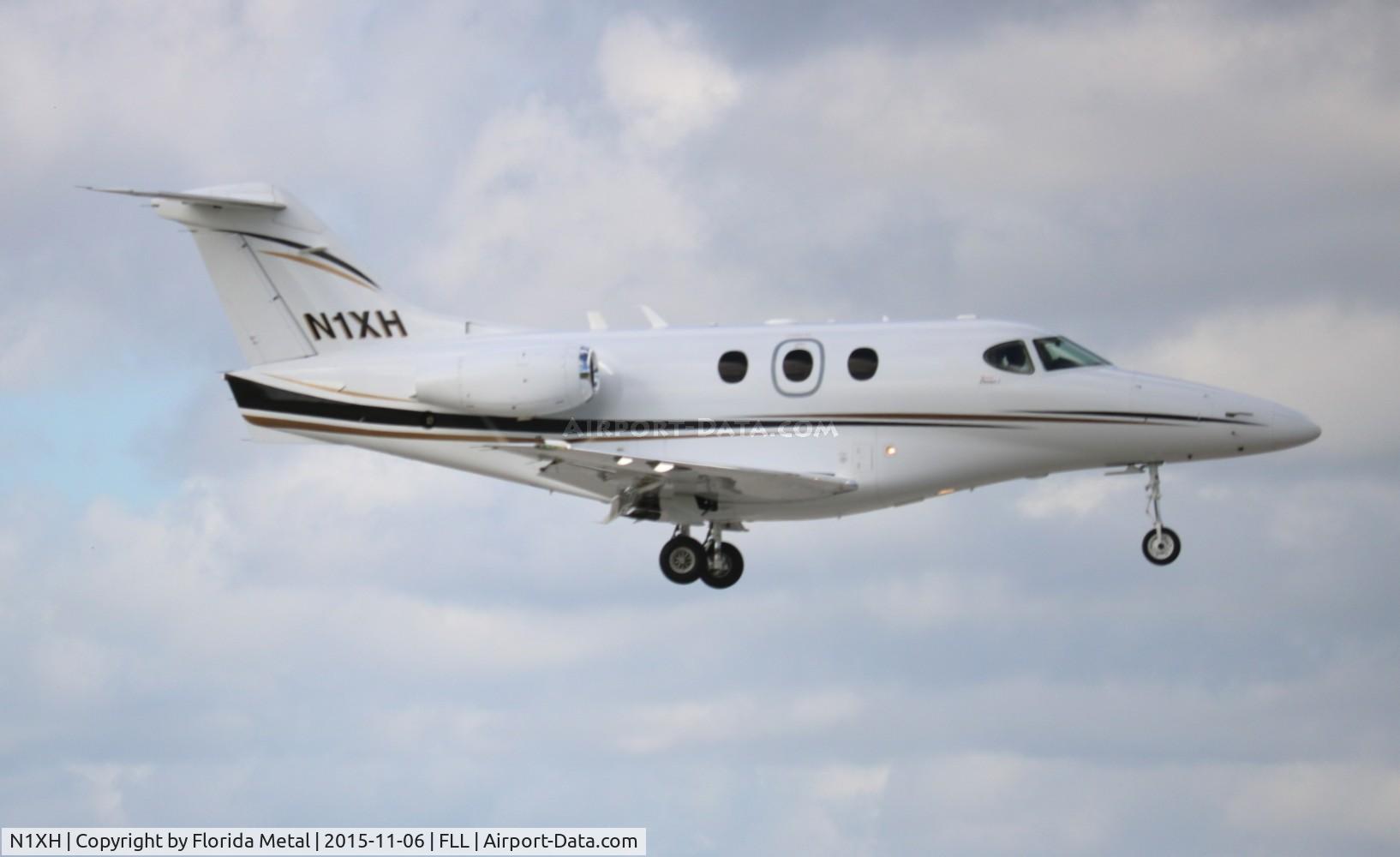 N1XH, Raytheon 390 Premier 1 C/N RB-76, Premier 390
