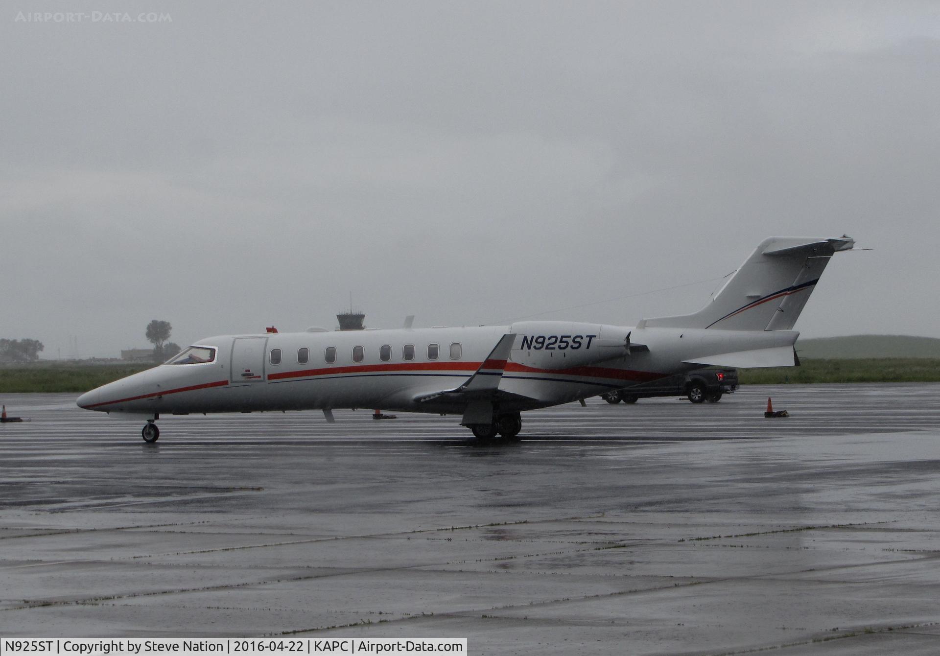 N925ST, 2012 Learjet 45 C/N 442, Sierra Tri-Delta Inc. (Hawthorne, CA) 2012 Learjet 45 arriving in the rain @ Napa County Airport, CA