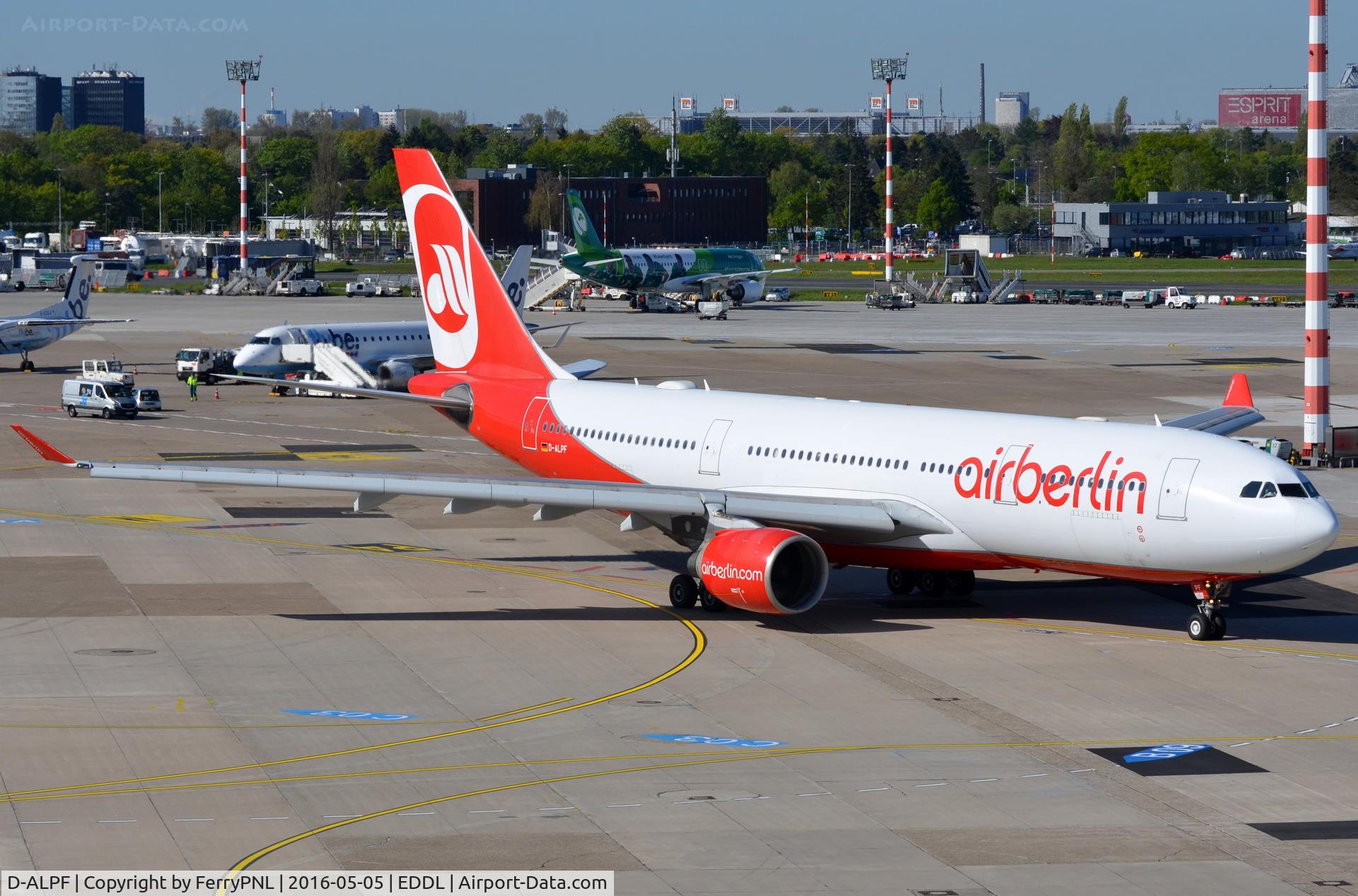 D-ALPF, 2002 Airbus A330-223 C/N 476, Air Berlin A332 ready for its next flight.