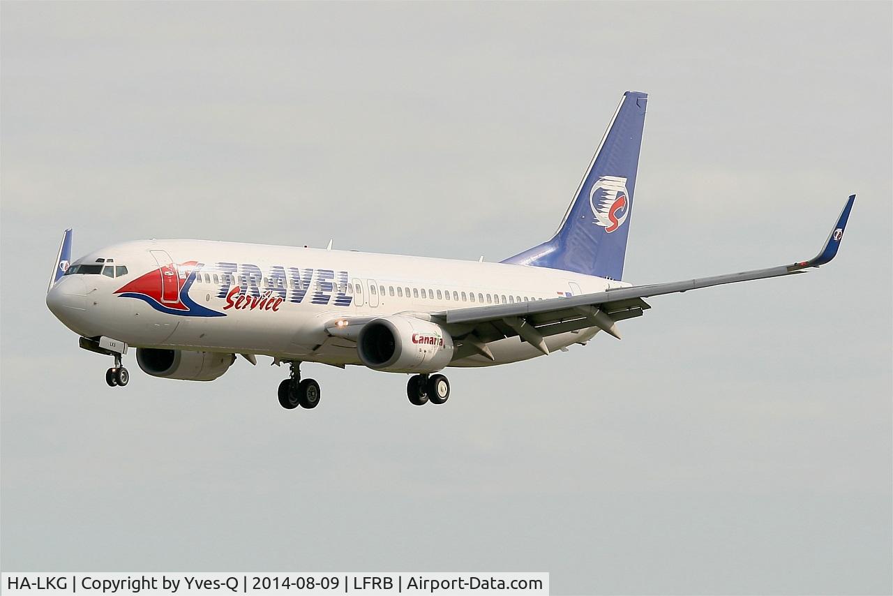 HA-LKG, 2001 Boeing 737-8CX C/N 32362, Boeing 737-8CX, On final rwy 25L, Brest-Bretagne airport (LFRB-BES)