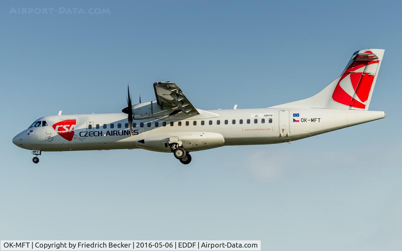 OK-MFT, 2007 ATR 72-212A C/N 761, on final RW07L